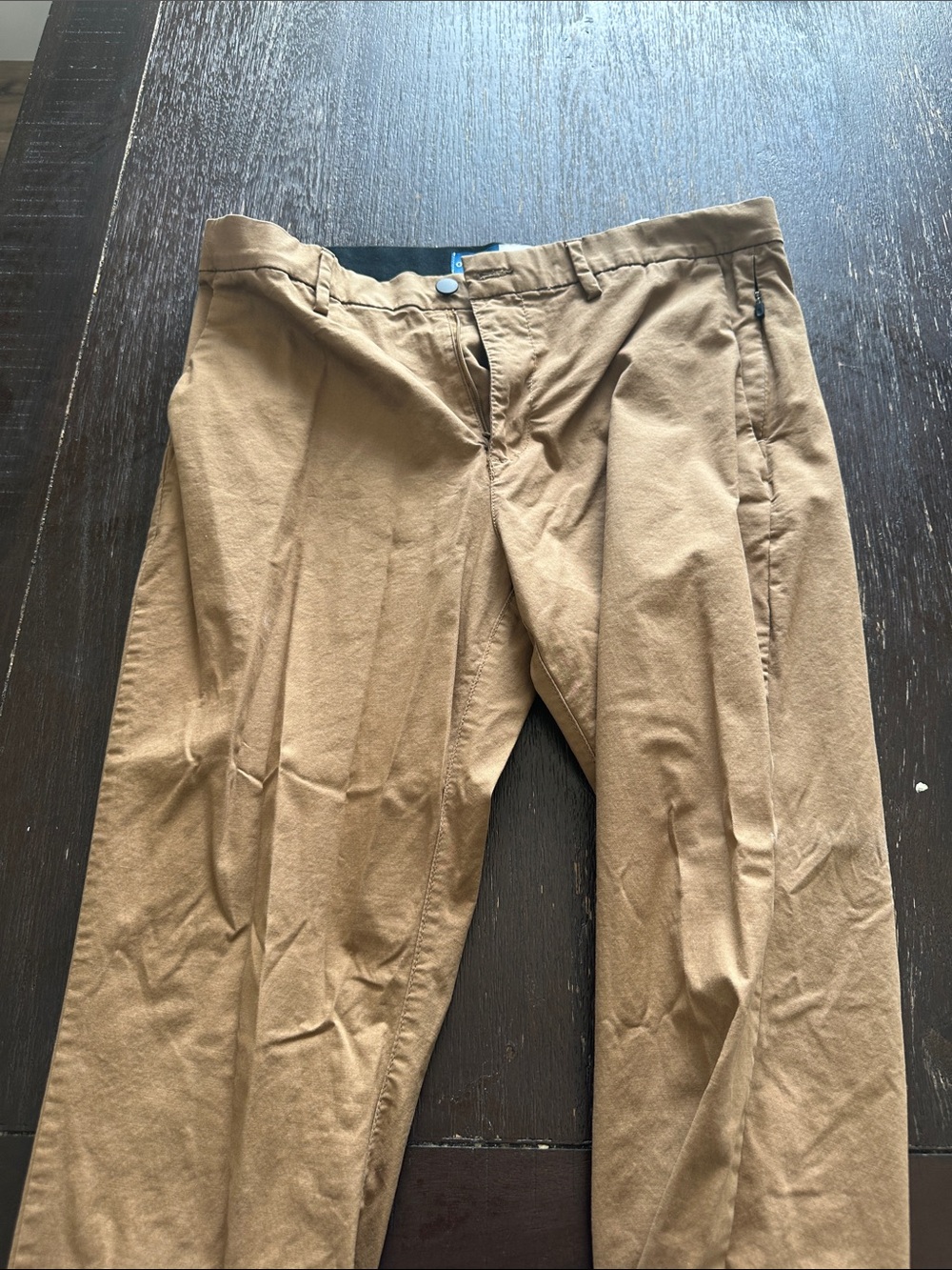 Old Navy Men's Chinos in Khaki Brown